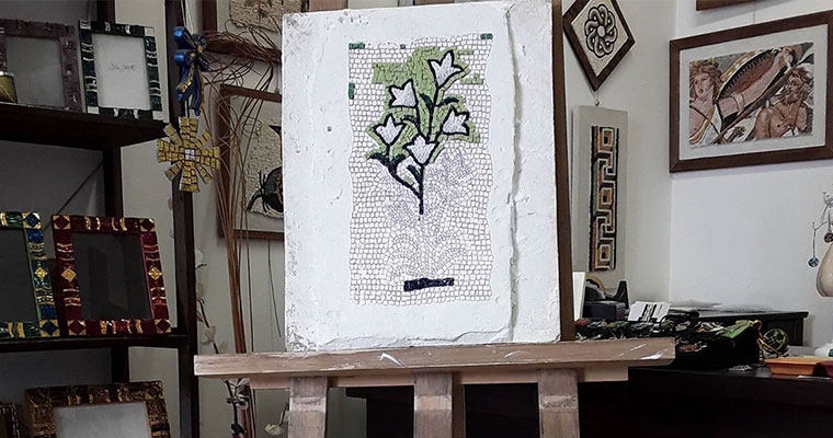 Visita e dimostrazione pratica in atelier di mosaico