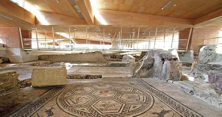 Alla scoperta della Rimini sotterranea: le Domus del Chirurgo e del Teatro Galli