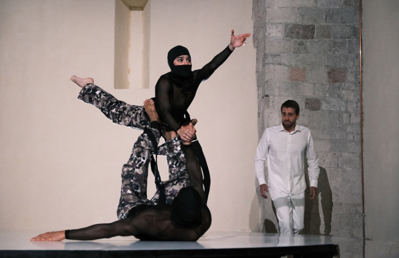 CCN/Aterballetto MicroDanze