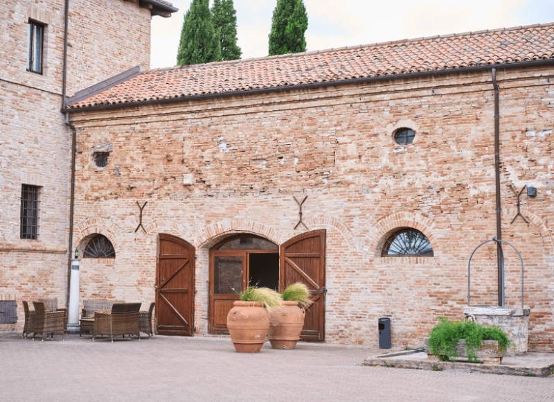 Aperitivo al tramonto tra le mura del Castello