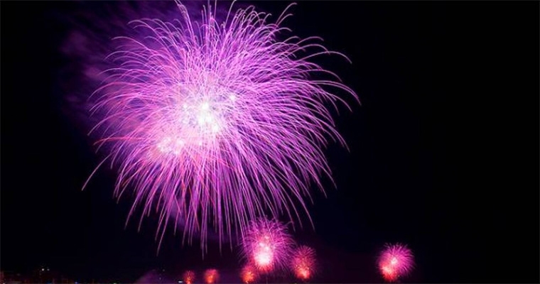 Notte Rosa Grande Spettacolo Pirotecnico