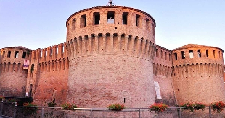Riolo Terme, Casola Valsenio e Castel Bolognese. Caterina Sforza e la magia delle erbe