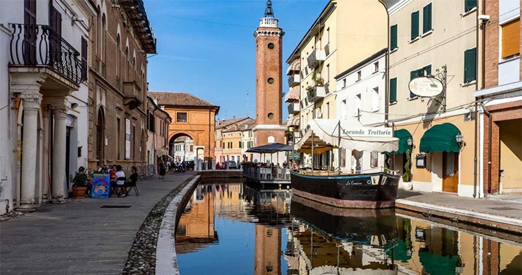 Comacchio e Parco del Delta del Po. Una citt&agrave; sull&rsquo;acqua