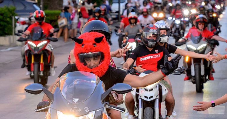 WORLD DUCATI WEEK 2026 – RICCIONE SI TINGE DI ROSSO