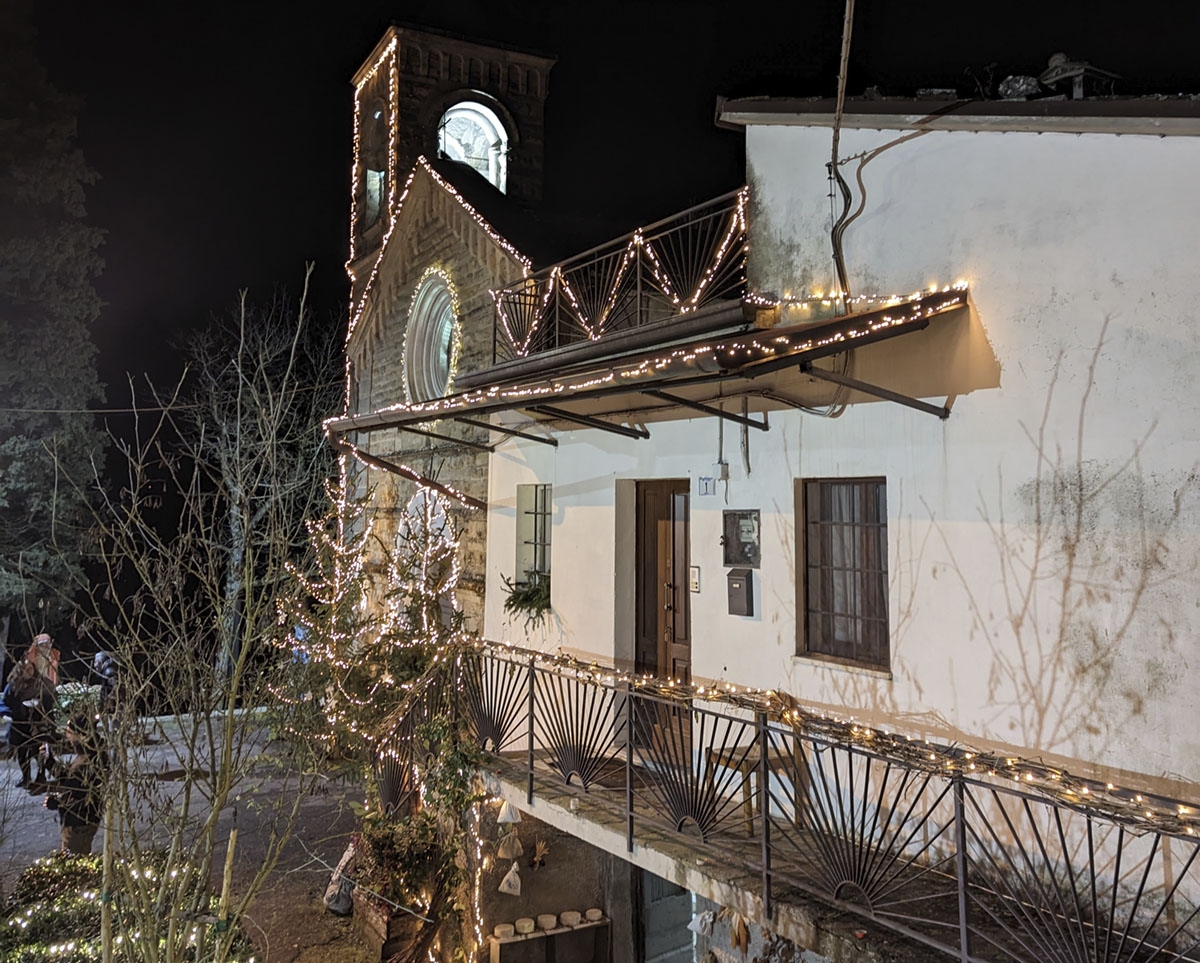 Spettacolo di Natale improvvisato a Poggio alla Lastra