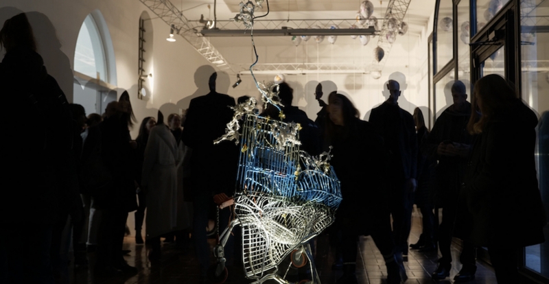 HELLO: il secondo atto della mostra Salve di Christian Holstad