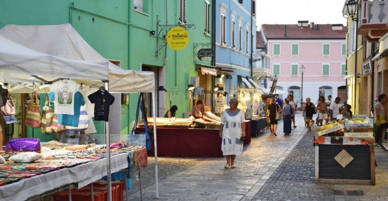 MERCATINO DEI CREATIVI CESENATICO ESTIVO