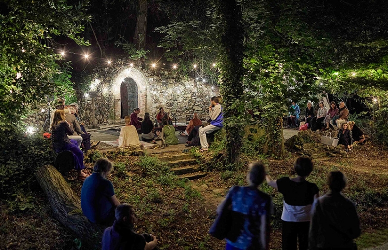 A piedi nudi sulla terra