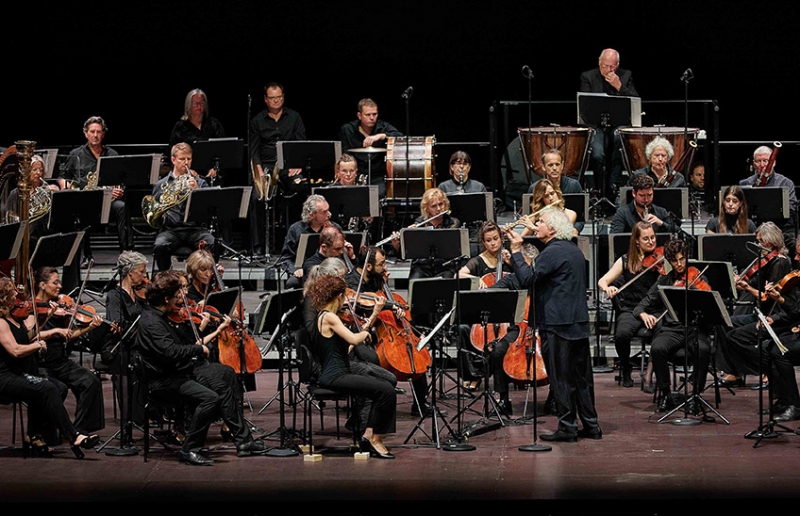 Sir Simon Rattle Chamber Orchestra of Europe