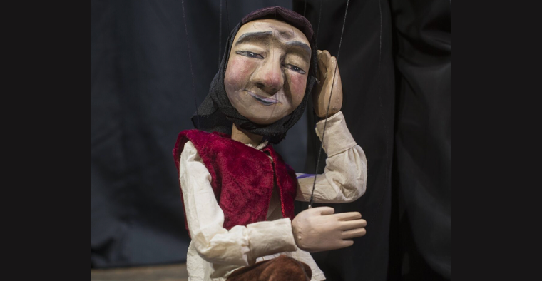 Festival dei Burattini 2024: Camminando sotto il filo. Kabaret marionettistico comico-poetico-acrobatico